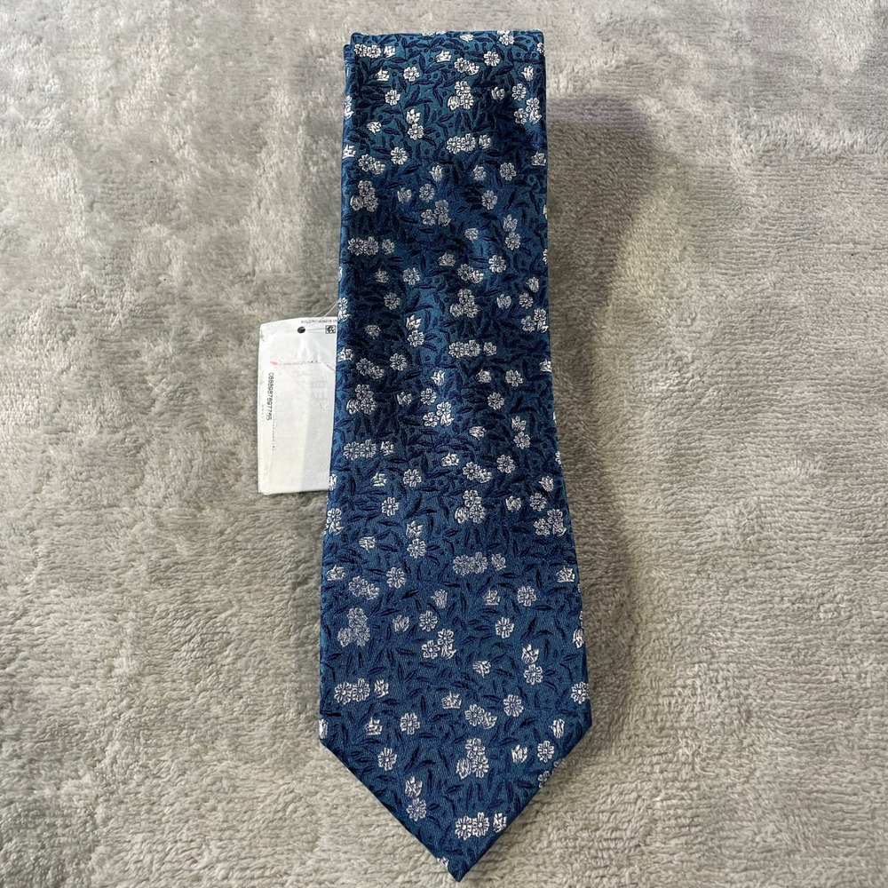 Roundtree & Yorke Necktie‎ Tie Floral Blue Silver 100% Silk Woven Classic Office